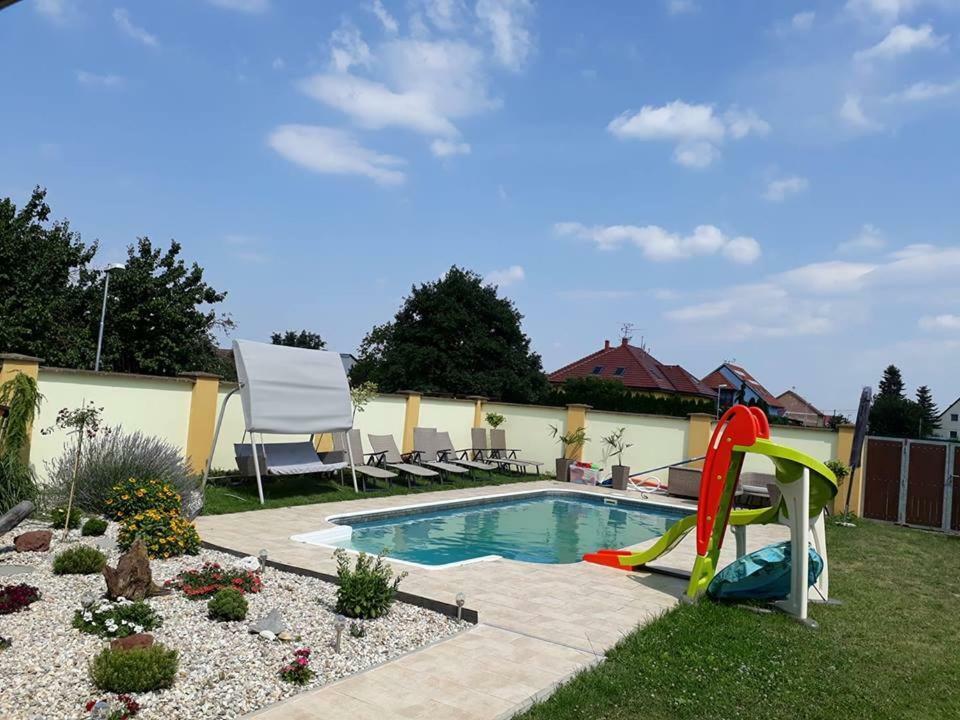 Apartmany Na Kolonade Lednice Exterior photo